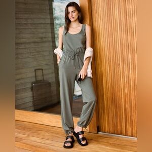 NWT Abercrombie & Fitch Traveler Jumpsuit Olive Green Women Jumpsuit Small Tall